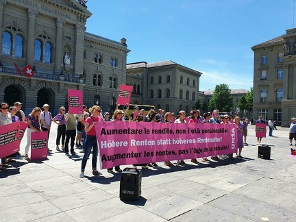 Aktion auf dem Bundesplatz | Action sur la place fédérale