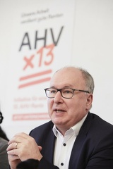  Lancierung «AHVx13» | Lancement « AVSx13  Medienkonferenz und Aktion auf dem Bundesplatz zur Lancierung der Initiative für eine 13. AHV-Rente  Conference de Presse et action sur la place fédérale lors du lancement de l'initiative pour une 13e rente AVS