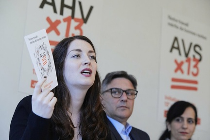  Lancierung «AHVx13» | Lancement « AVSx13  Medienkonferenz und Aktion auf dem Bundesplatz zur Lancierung der Initiative für eine 13. AHV-Rente  Conference de Presse et action sur la place fédérale lors du lancement de l'initiative pour une 13e rente AVS
