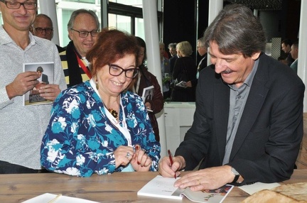 Honorarfreie Nutzung für die redaktionelle Nutzung im Zusammenhang mit der Berichterstattung zum SGB-Kongress gestattet. Weitergehende Nutzung nur nach Absprache.