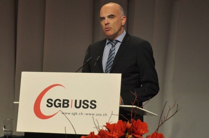 Honorarfreie Nutzung für die redaktionelle Nutzung im Zusammenhang mit der Berichterstattung zum SGB-Kongress gestattet. Weitergehende Nutzung nur nach Absprache.