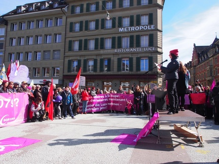  8. März 2018  Internationaler Frauenkampftag - Demo auf dem Waisenhausplatz in Bern