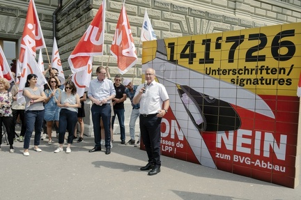 Übergabe-LPP-Referendum-Lucas Dubuis-2